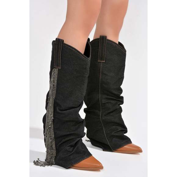 CAPE ROBBIN Shoes - NWT**CAPE ROBBIN DORICH - BLACK BLACK 5 | ALL OFFERS / COUNTEROFFERS WELCOME